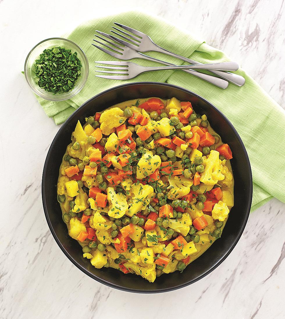 Vegan Coconut Cauliflower Curry Full of Anti-Inflammatory Superfoods