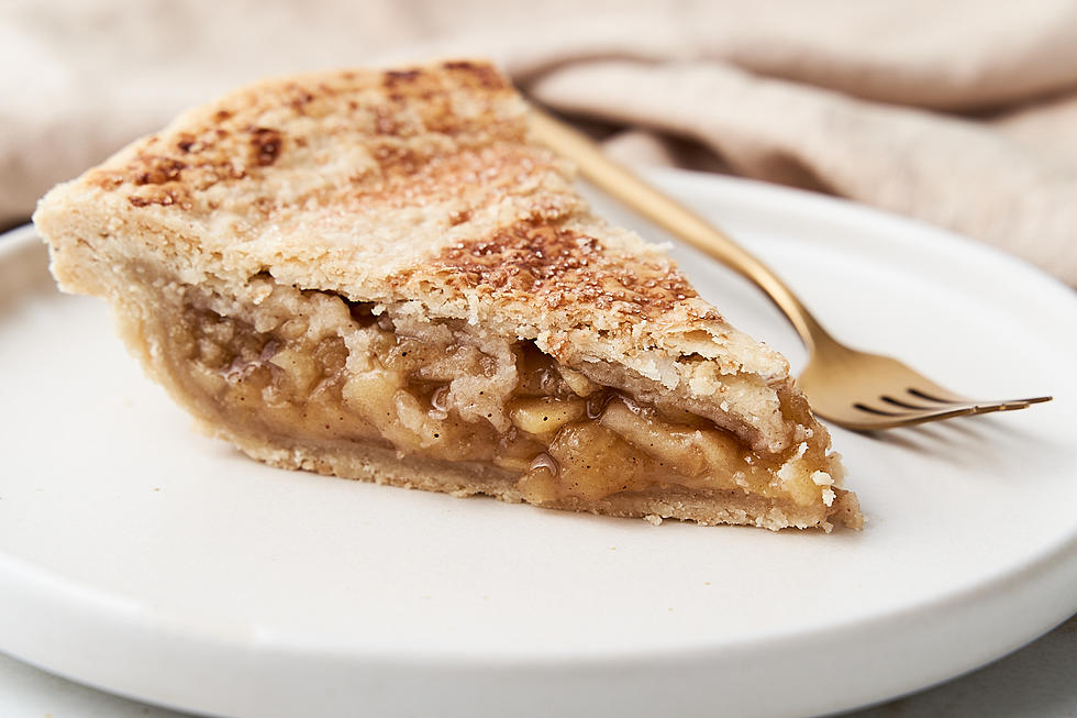 Easy 5-Ingredient Vegan Apple Pie