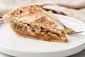 Easy 5-Ingredient Vegan Apple Pie