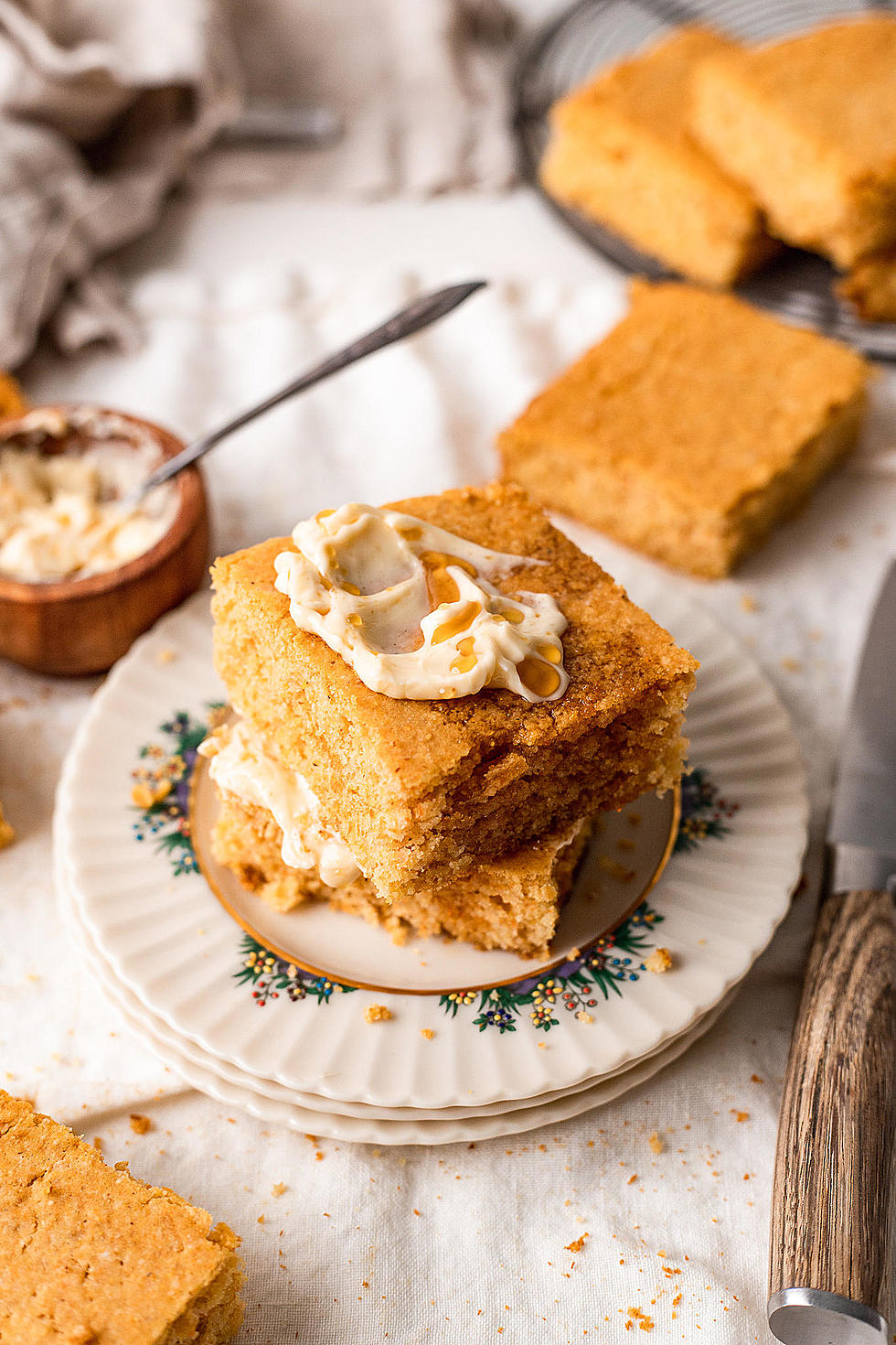20 Vegan Thanksgiving Appetizers & Sides Everyone Will Love