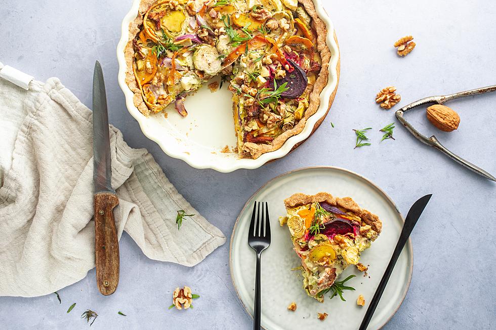 No-Waste Vegetable Quiche That’s Vegan, Easy and Delicious