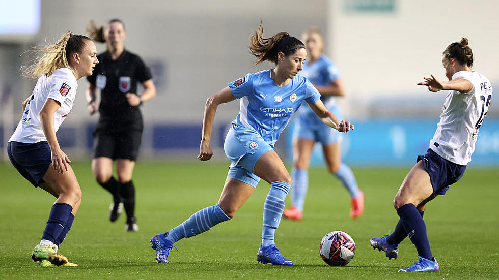 This Pro Footballer Healed Her Sports Injury With a Plant-Based Diet