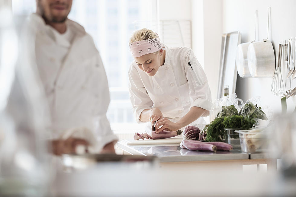 TV’s First Vegan Cooking Contest Airs This Month. Here’s Where to Watch