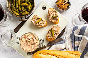 How to Make Vegan Pâté, Perfect for a Special Occasion