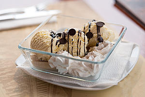 Vegan Banana Split