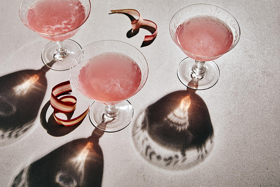 7 Expert Tips to Stick With Your Dry January Resolution
