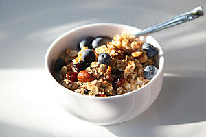 Crunchy Cinnamon Granola