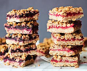 Very Berry Oat Bars